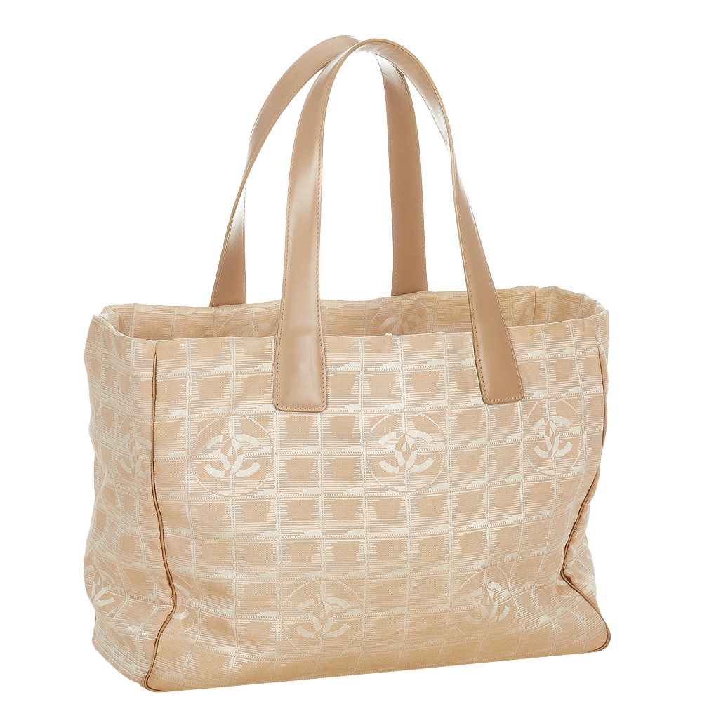 

Chanel Beige Nylon New Travel Line Tote Bag