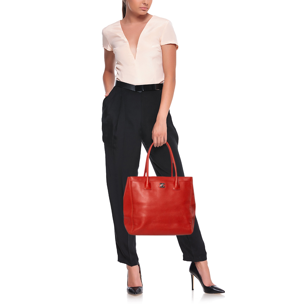 

Chanel Orange Leather Cerf Tote