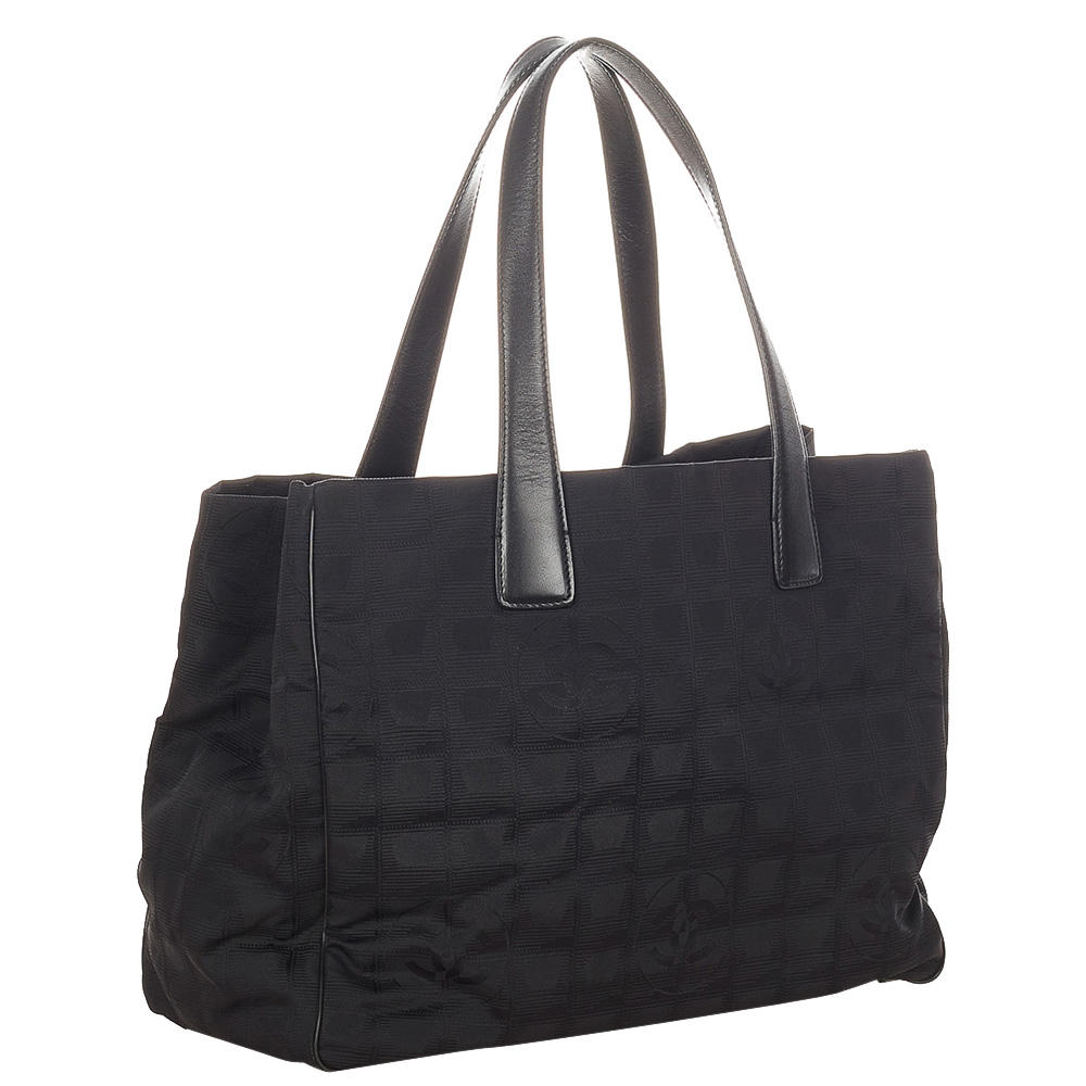 

Chanel Black Nylon New Travel Line Tote Bag