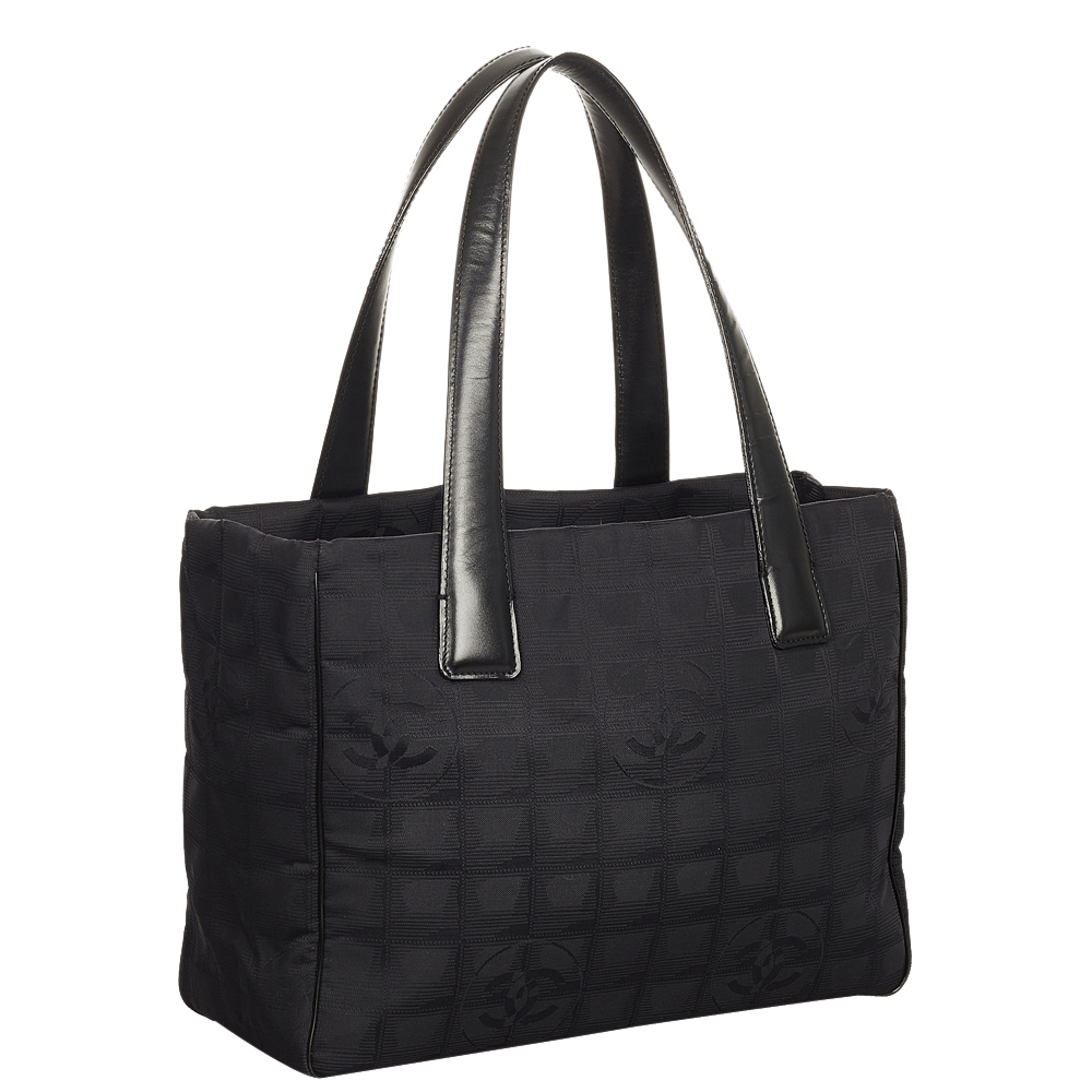 

Chanel Black Nylon Travel Line Tote Bag