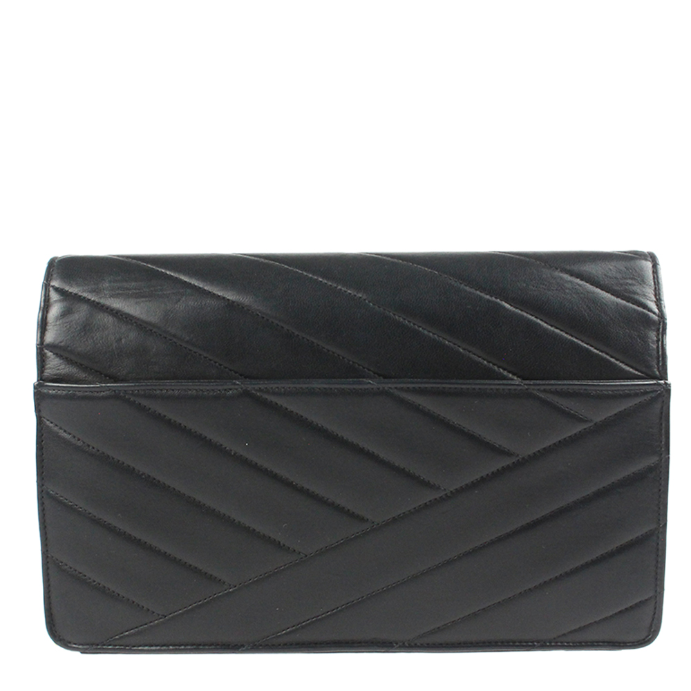 

Chanel Black Leather Vintage Flap Bag