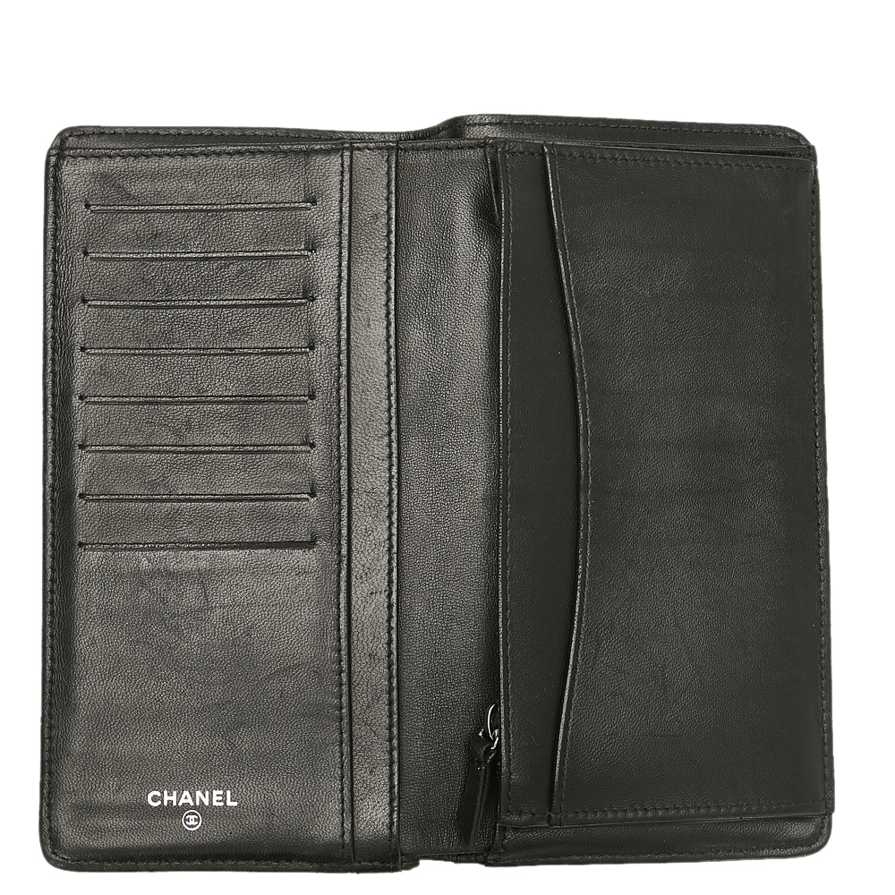 

Chanel Black Lambskin Leather CC Wallet