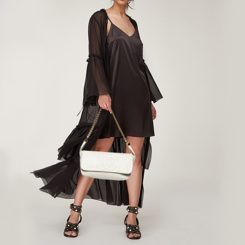 

Chanel White Leather Rodeo Drive Flap Bag