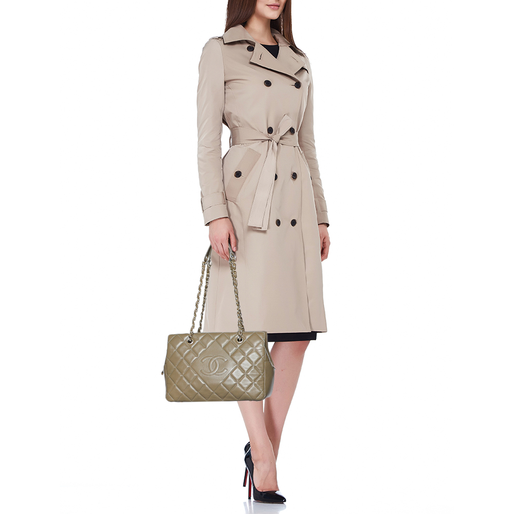 

Chanel Grey Quilted Leather Diamond CC Tote