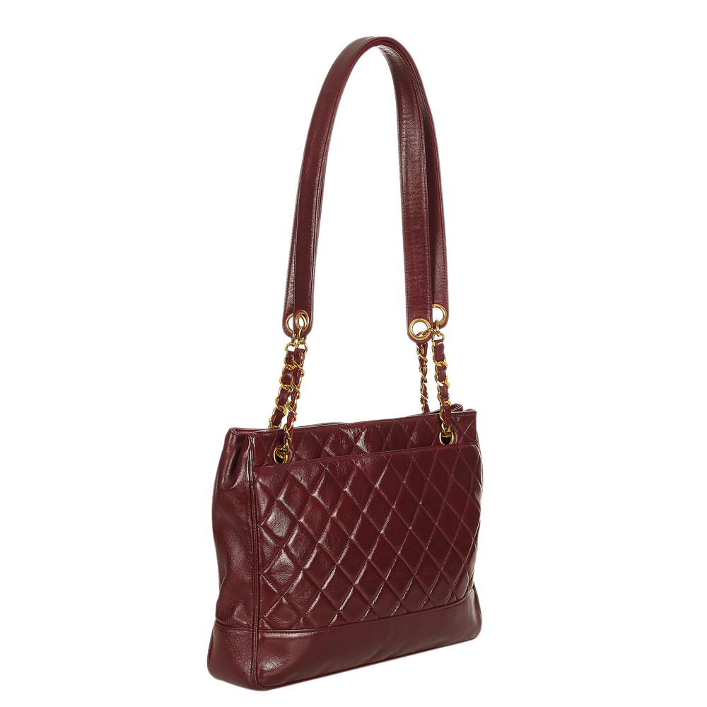

Chanel Red Quilted Lambskin Leather Shoulder Bag