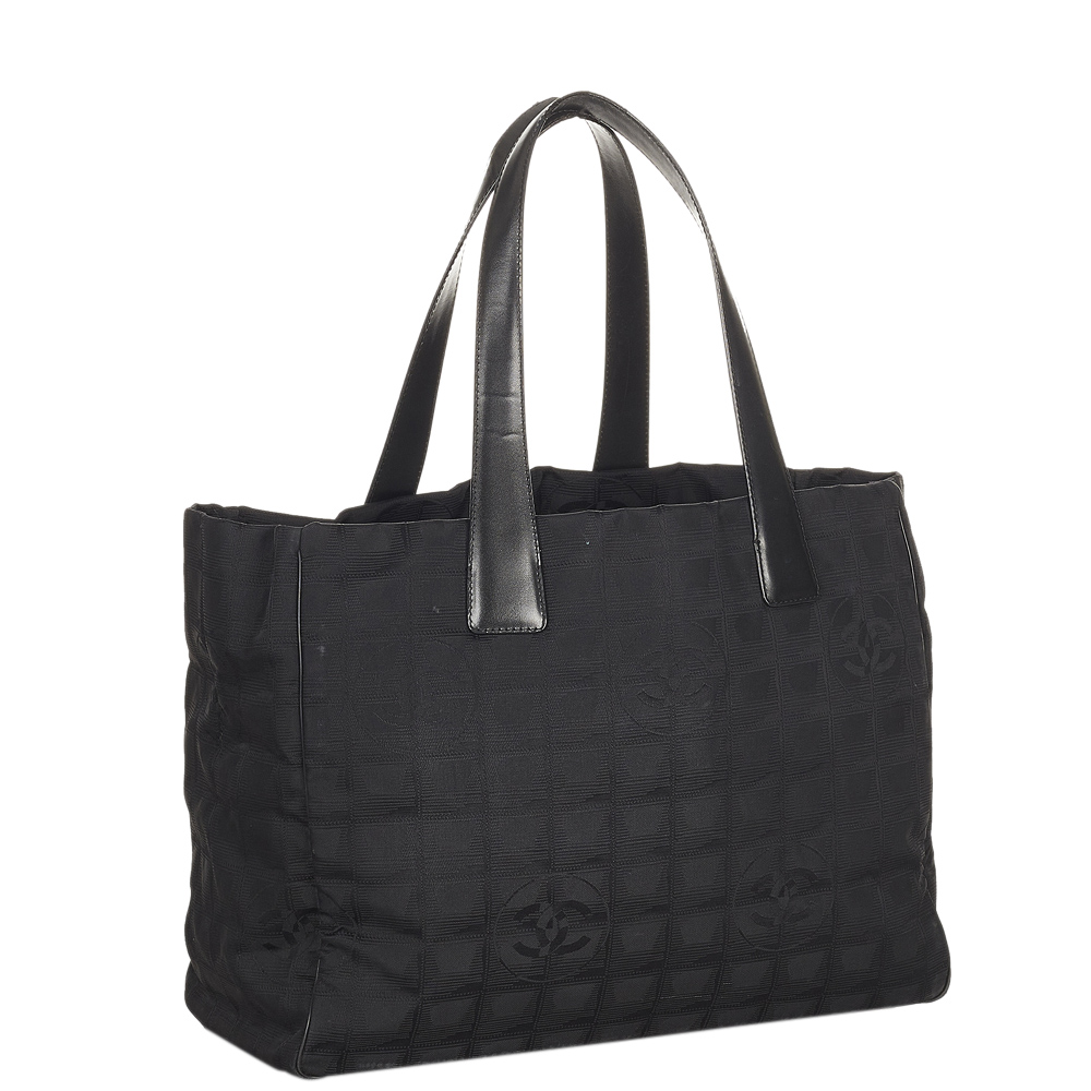 

Chanel Black Nylon Travel Line Tote Bag