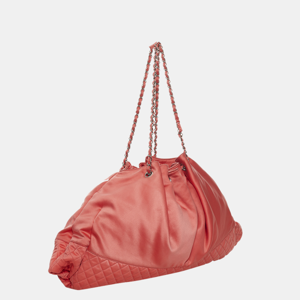 

Chanel Pink Satin Melrose Cabas Shoulder Bag