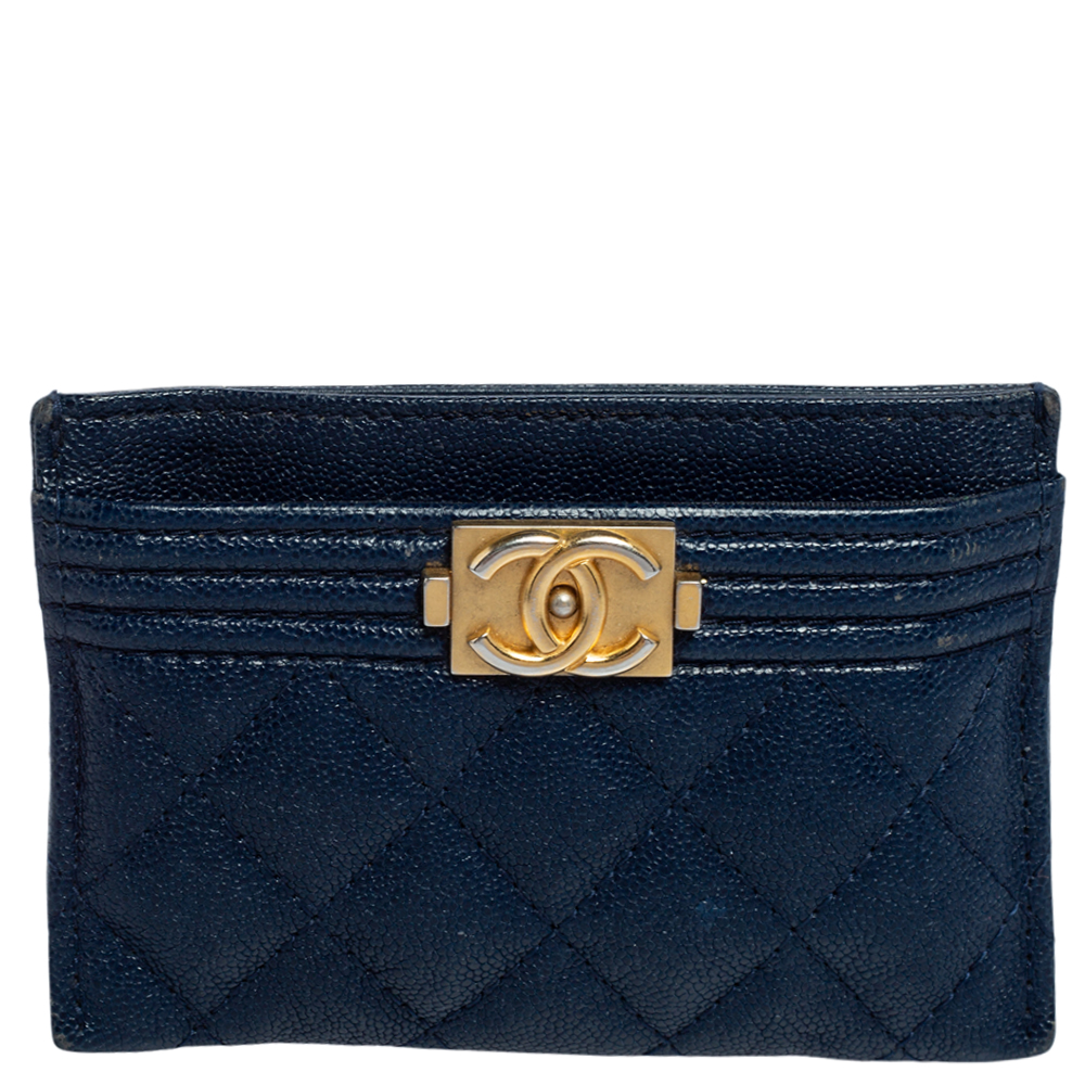 مملوكة مسبقًا حافظة بطاقات شانيل بوي جلد أزرق