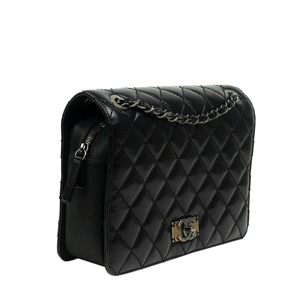 

Chanel Black Leather Classique Shoulder Bag