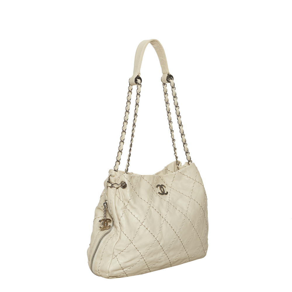 

Chanel White Lambskin Leather Wild Stitch Tote Bag