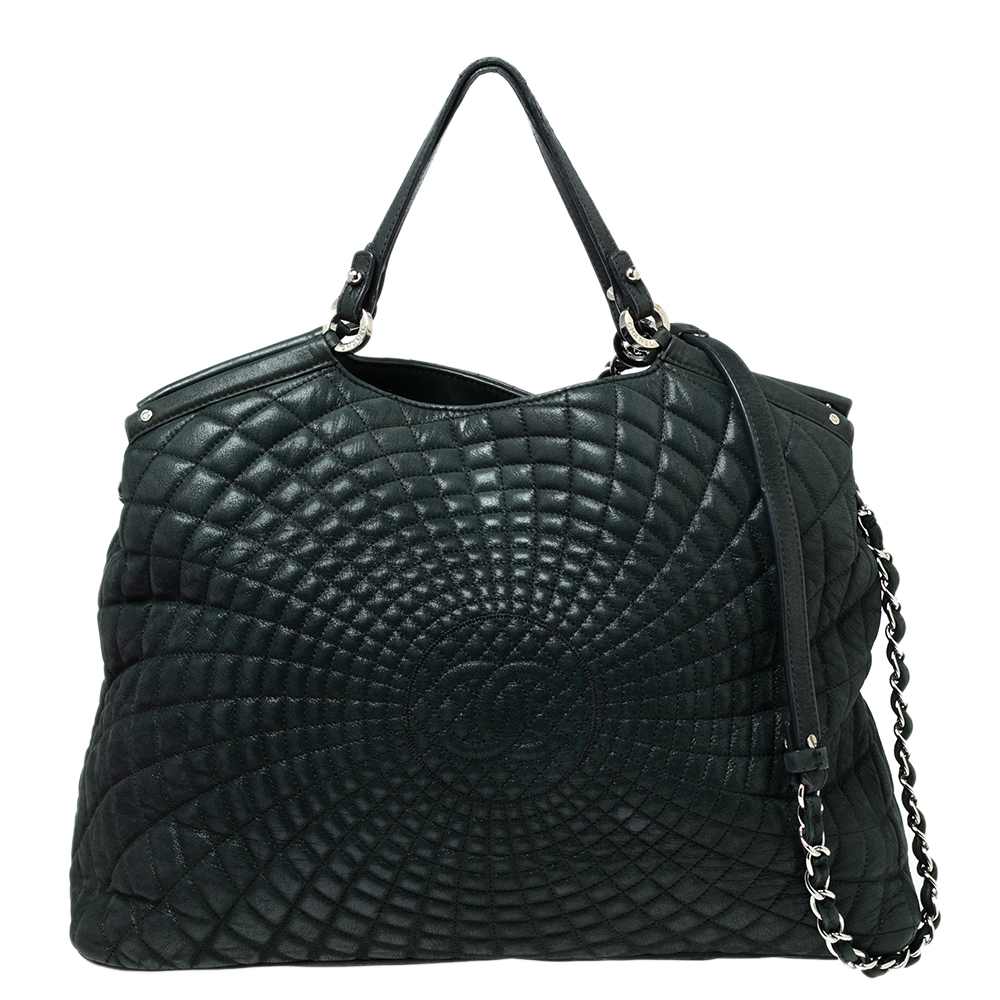 Pre Owned Chanel Dark Green Quilted Iridescent Leather Large Sea Hit Tote