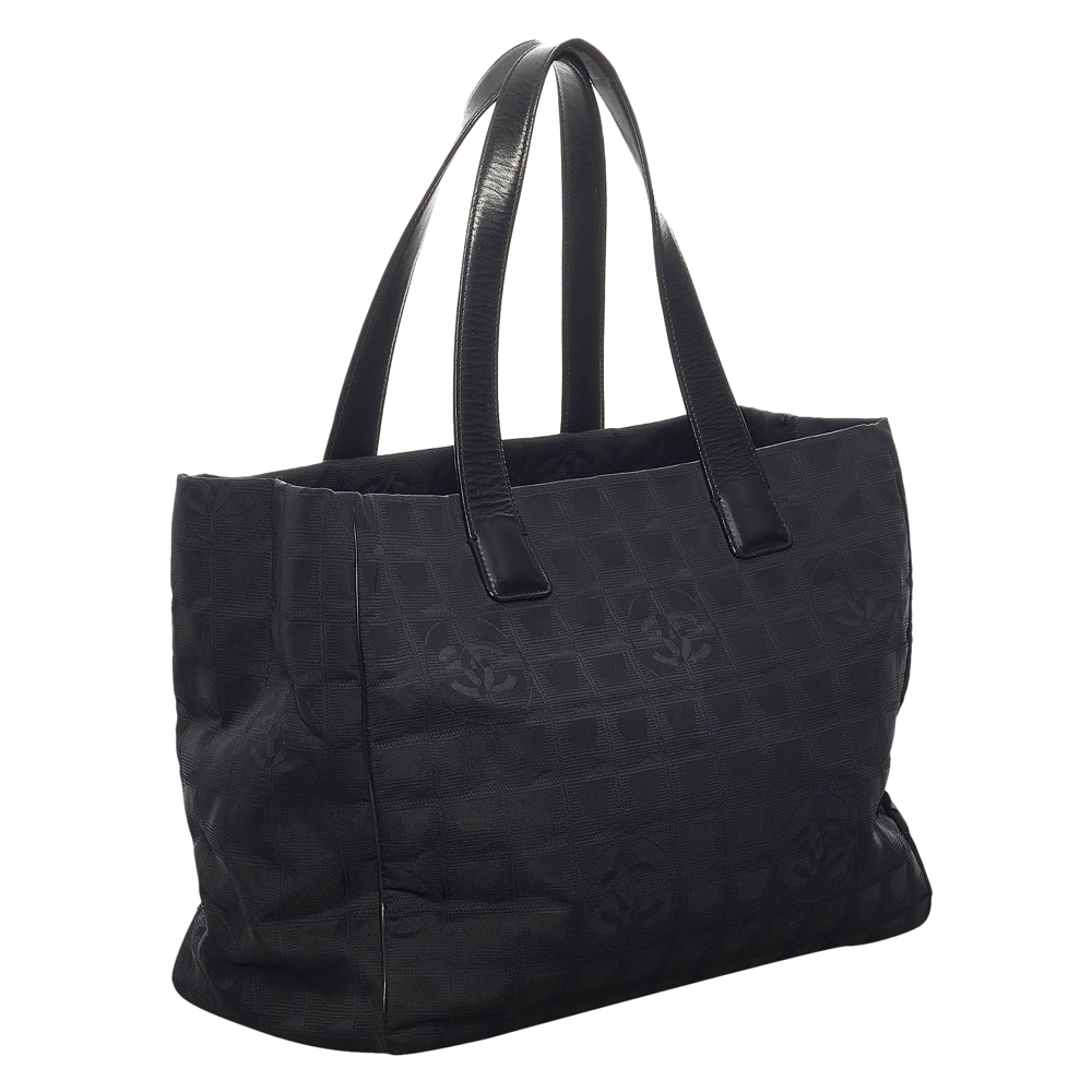 

Chanel Black Nylon Fabric New Travel Line Tote Bag