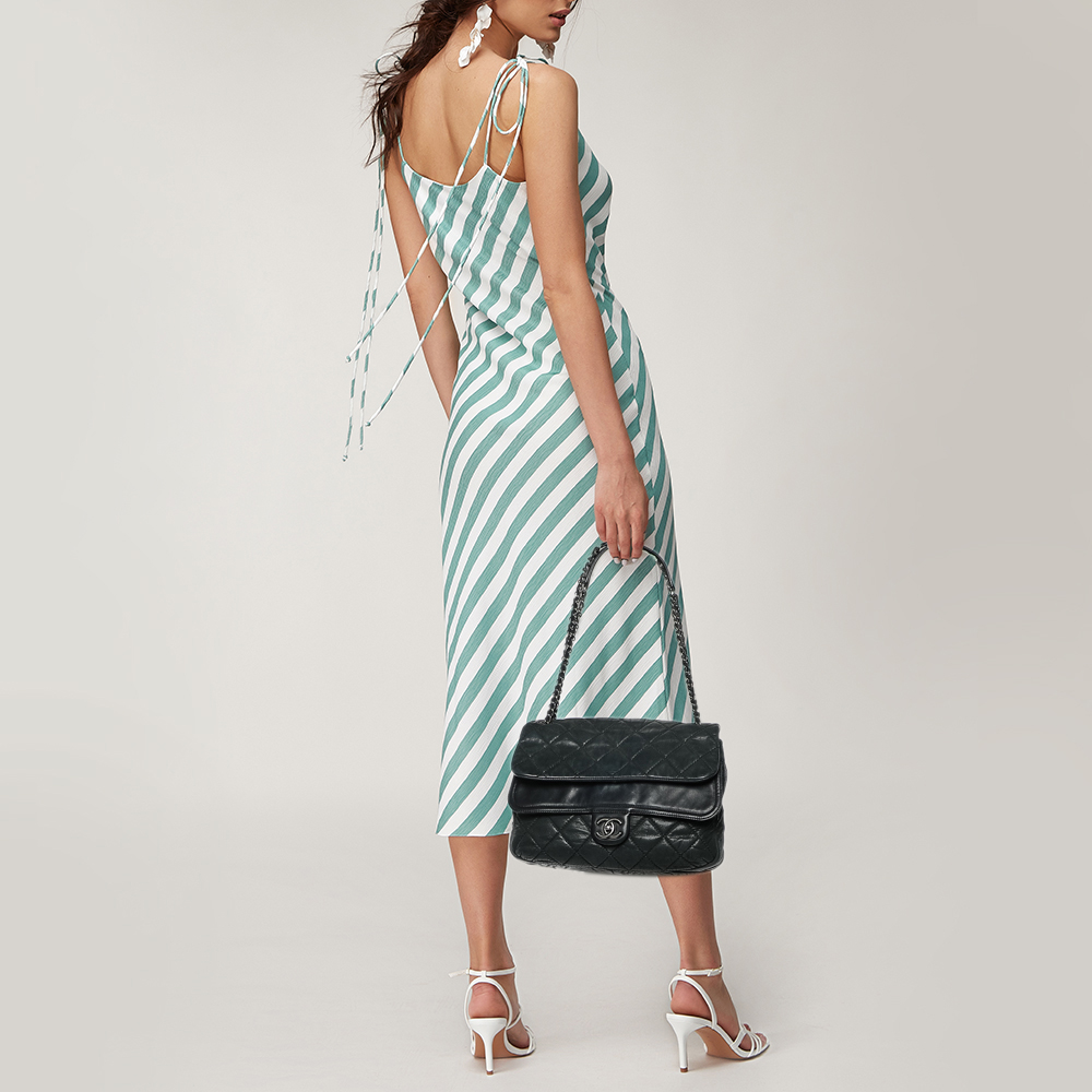 

Chanel Deep Green/Black Iridescent Leather In the Mix Jumbo Double Flap Bag