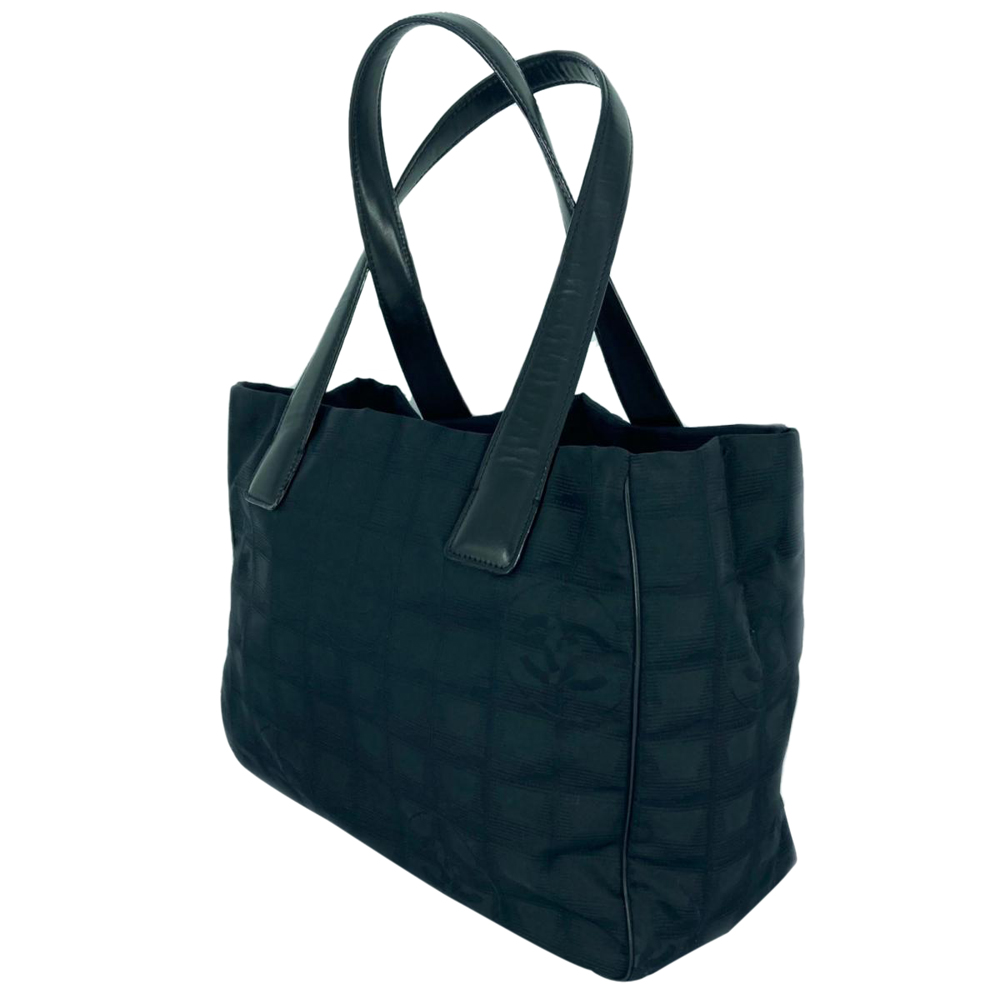 

Chanel Black Nylon Travel Ligne Tote Bag