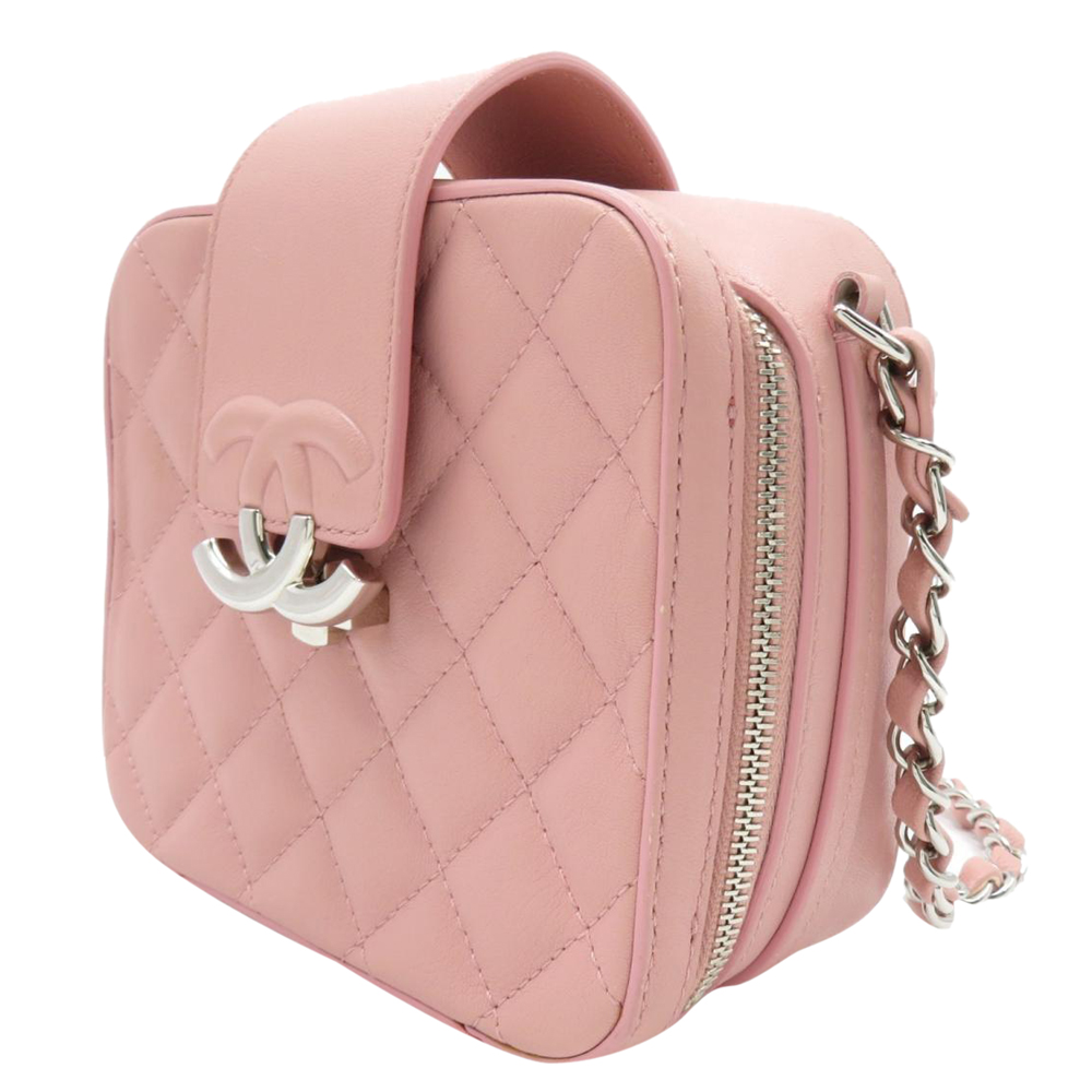 

Chanel Pink CC Matelasse Leather Camera Bag