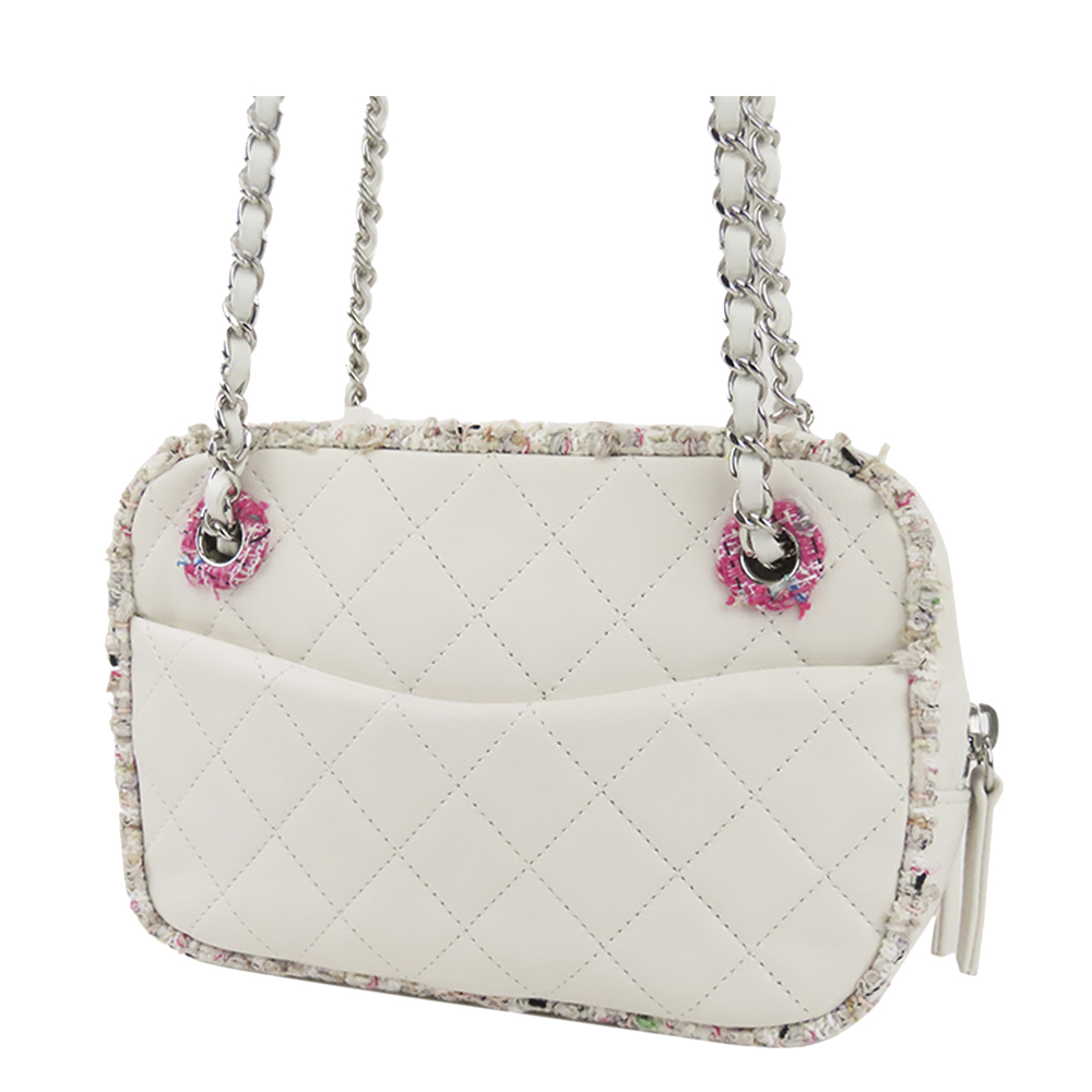 

Chanel White Matelasse Lambskin Leather Camera Bag, Pink