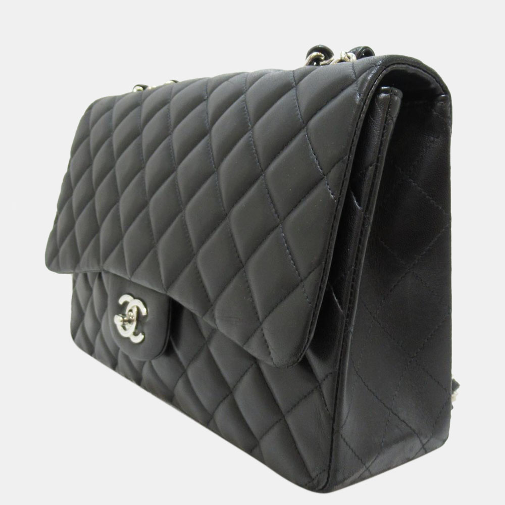 

Chanel Black Lambskin Leather Jumbo Classic Single Flap Shoulder Bag