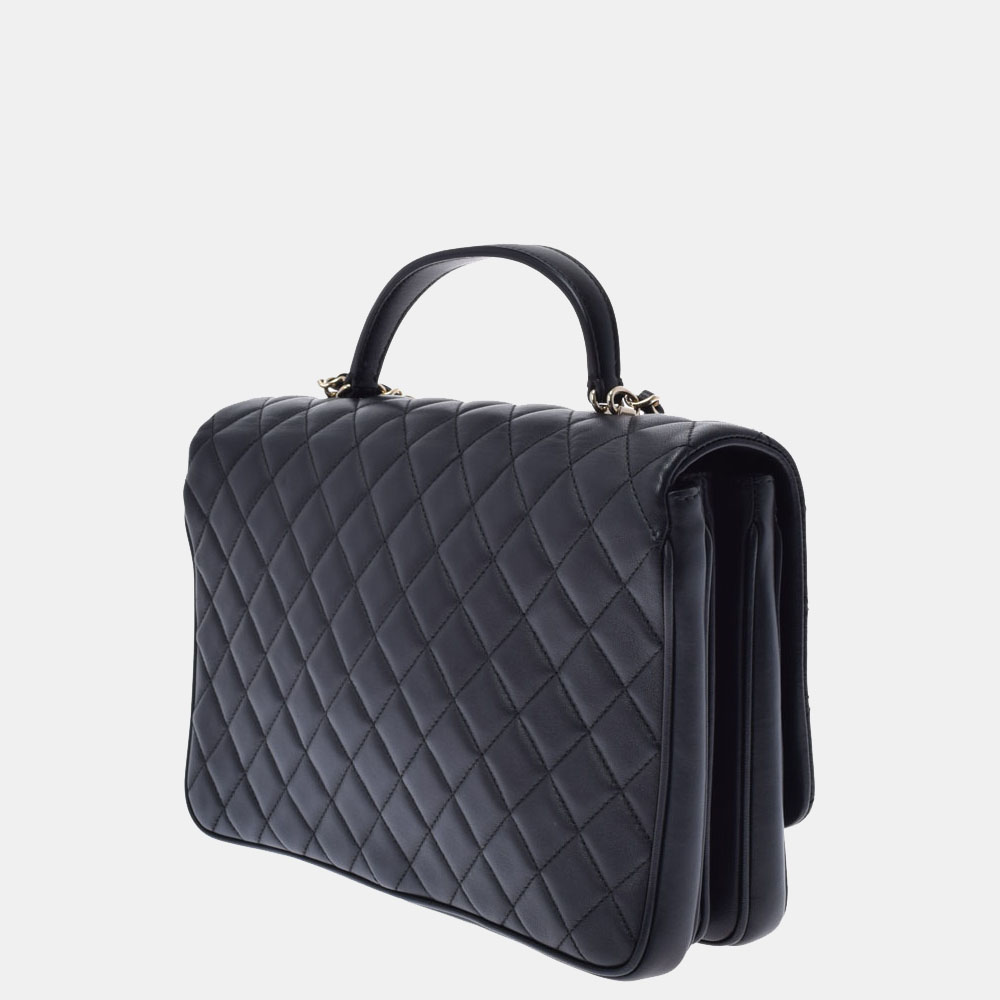 

Chanel Black Lambskin Leather CC Shoulder Bag