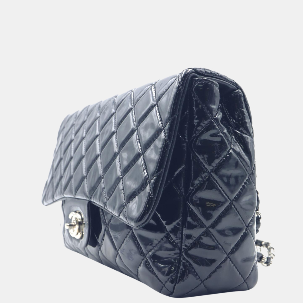

Chanel Blue Classic Patent Leather Jumbo Single Flap Bag