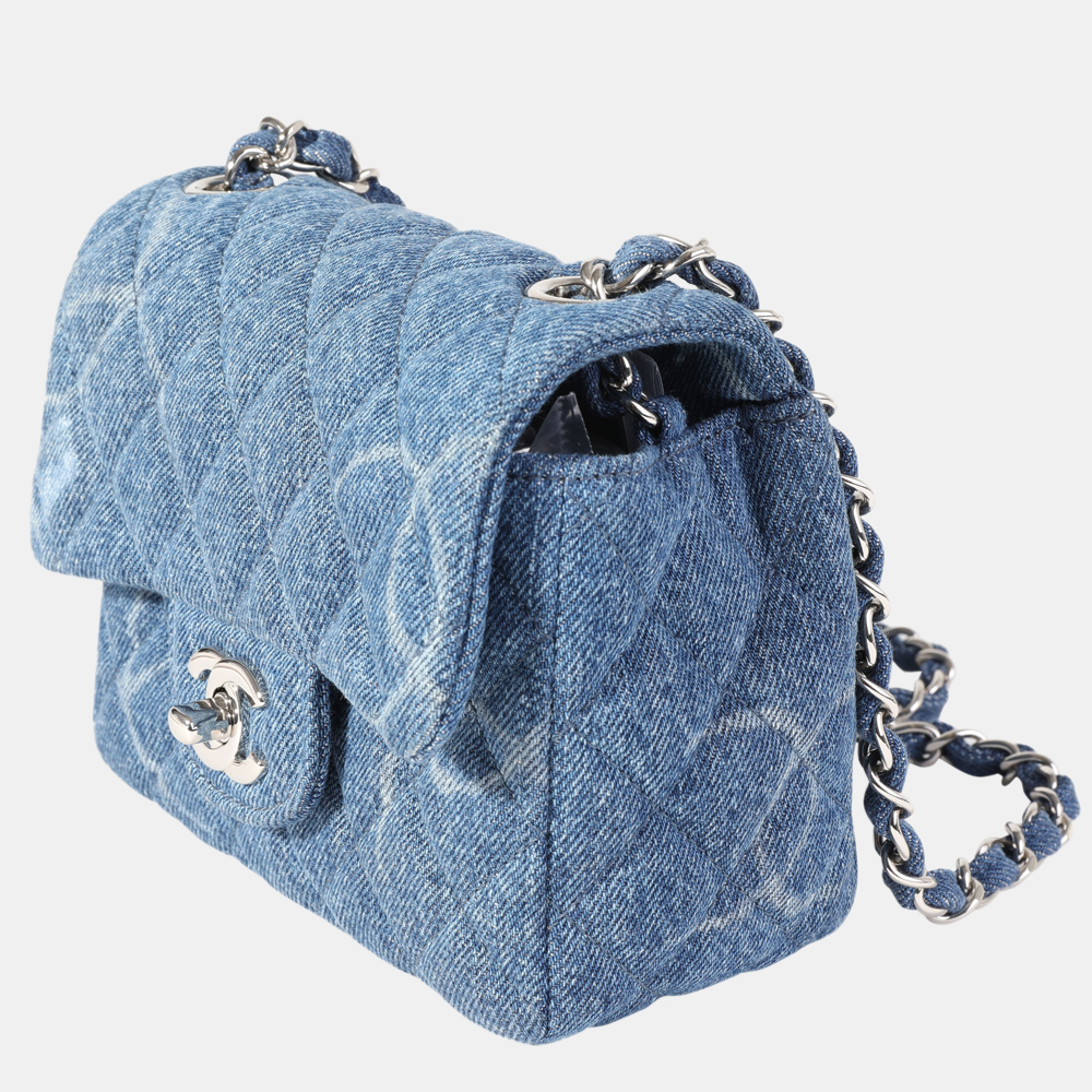 

Chanel Blue Quilted Denim Square Mini Classic Flap Shulder Bag