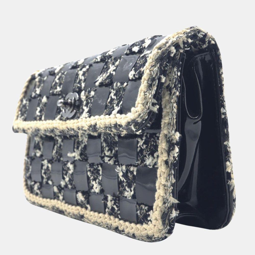 

Chanel Blue/White Tweed and Patent Leather Vintage CC Shoulder Bag, Black