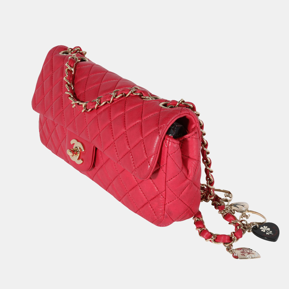 

Chanel Red Quilted Lambskin Leather East West Single Flap Shoulder Bag