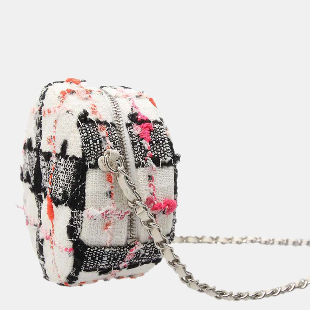 

Chanel White/Black Tweed Small CC Logo Round Chain Shoulder Bag