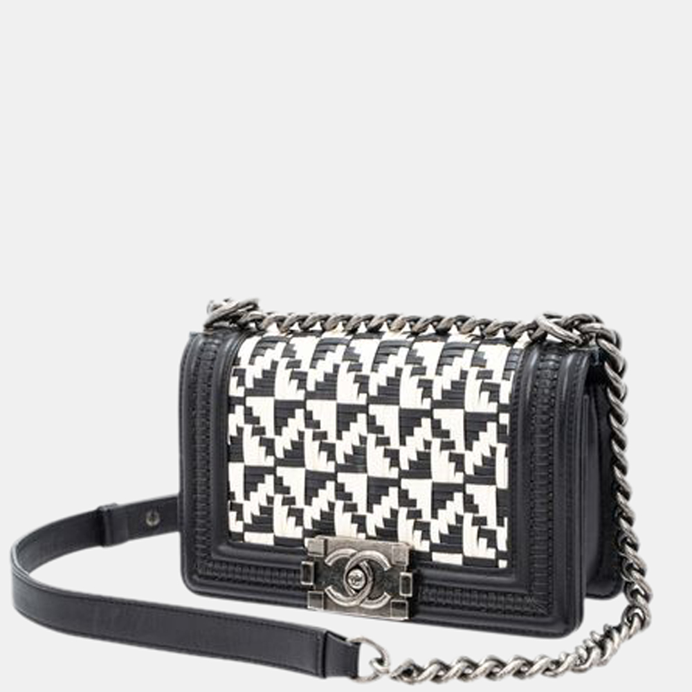 

Chanel Black/White Woven Leather Medium Boy Bag