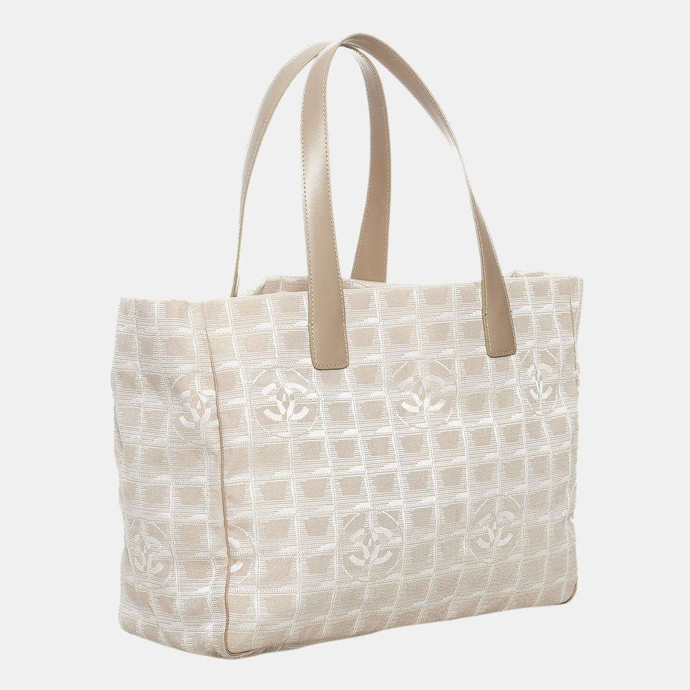

Chanel Brown/Beige New Travel Line Nylon Tote Bag