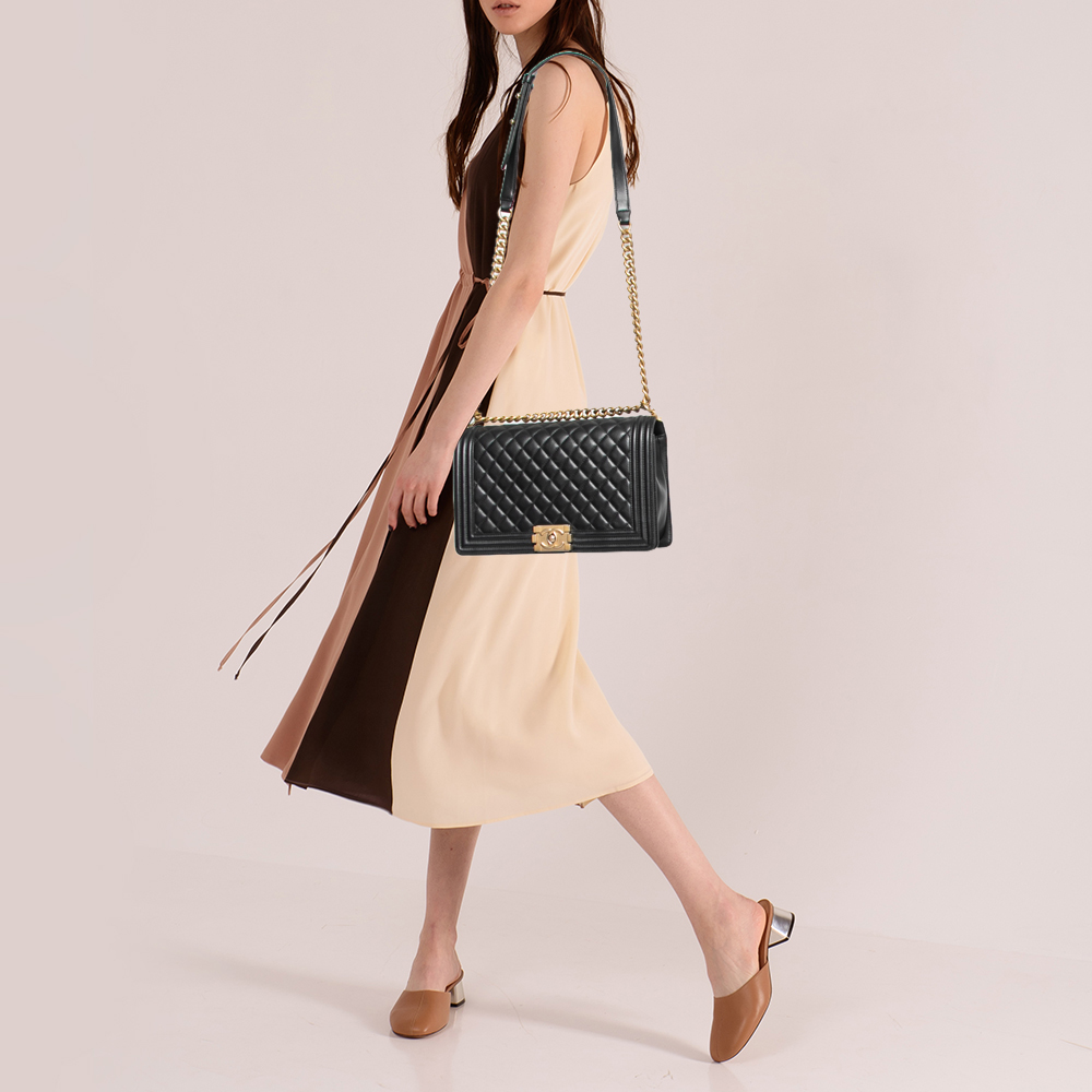 

Chanel Black Quilted Caviar Leather New Medium Boy Flap Bag