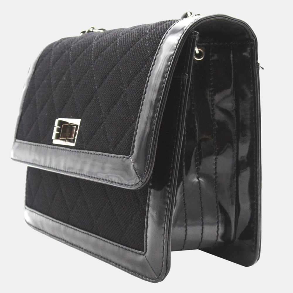 

Chanel Black Quilted Shoulder Bag
