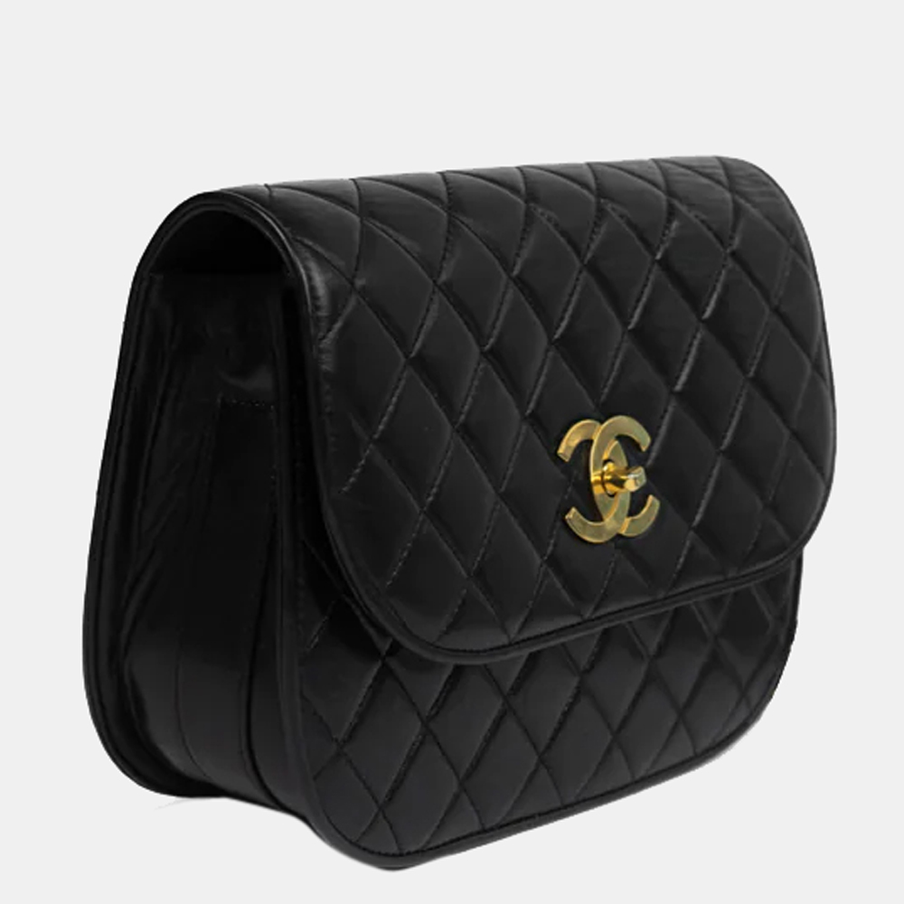 

Chanel Black Quilted Leather CC Flap Bag