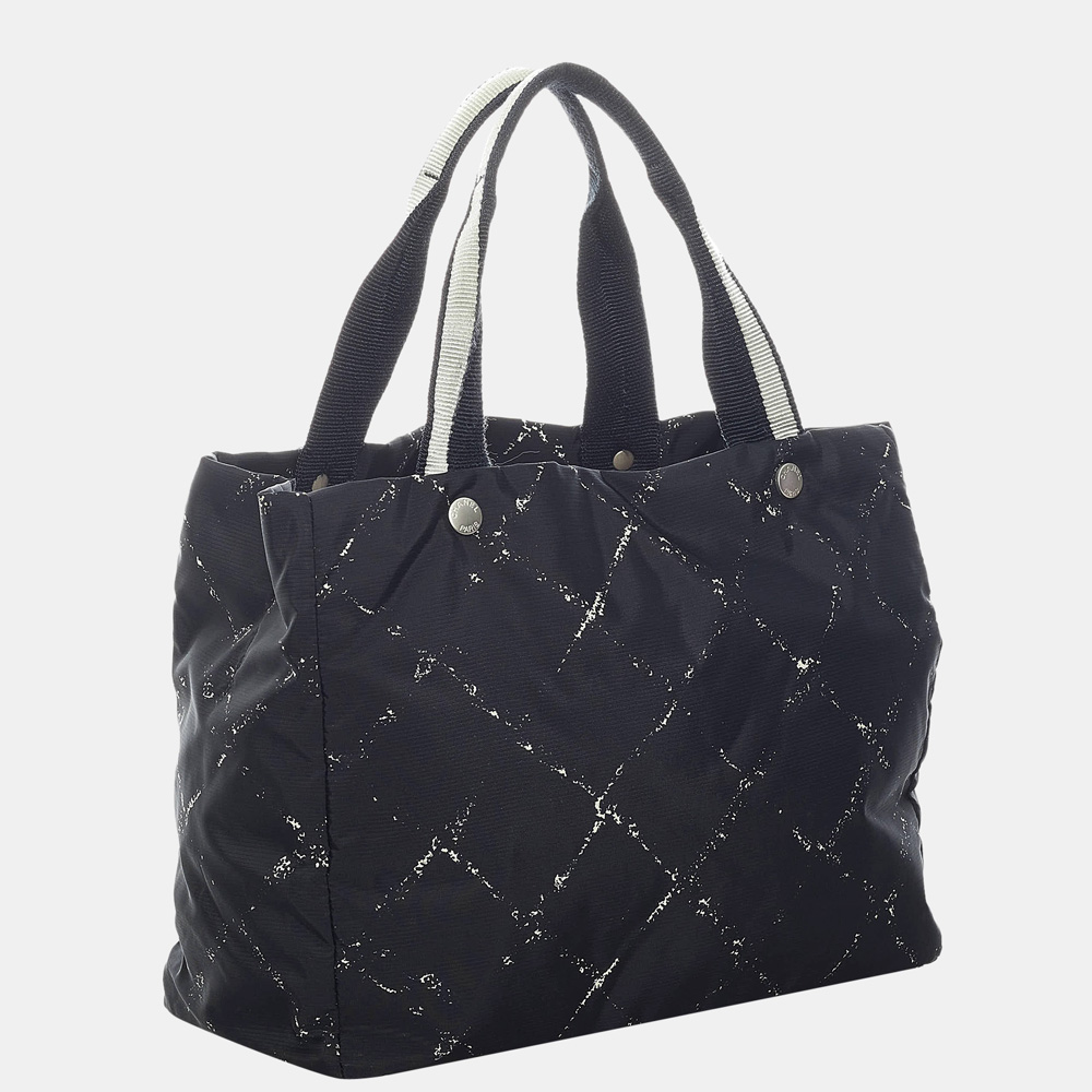 

Chanel Black/White Old Travel Line Nylon Tote Bag