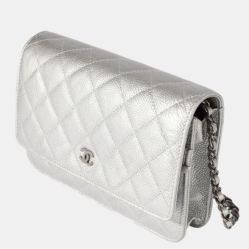 

Chanel Silver Quilted Caviar Wallet On Chain