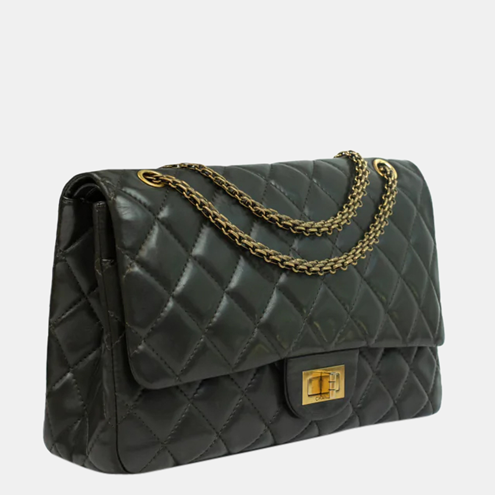 

Chanel 2:55 Jumbo Shoulder bag in Green Leather, Black