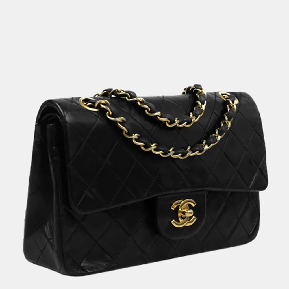 

Chanel Black Lambskin Leather Classic Double Flap Bag