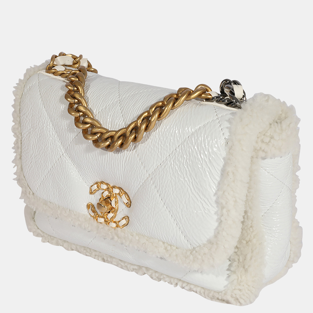 

Chanel White Patent Leather & Shearling Chanel 19 Medium Flap Bag