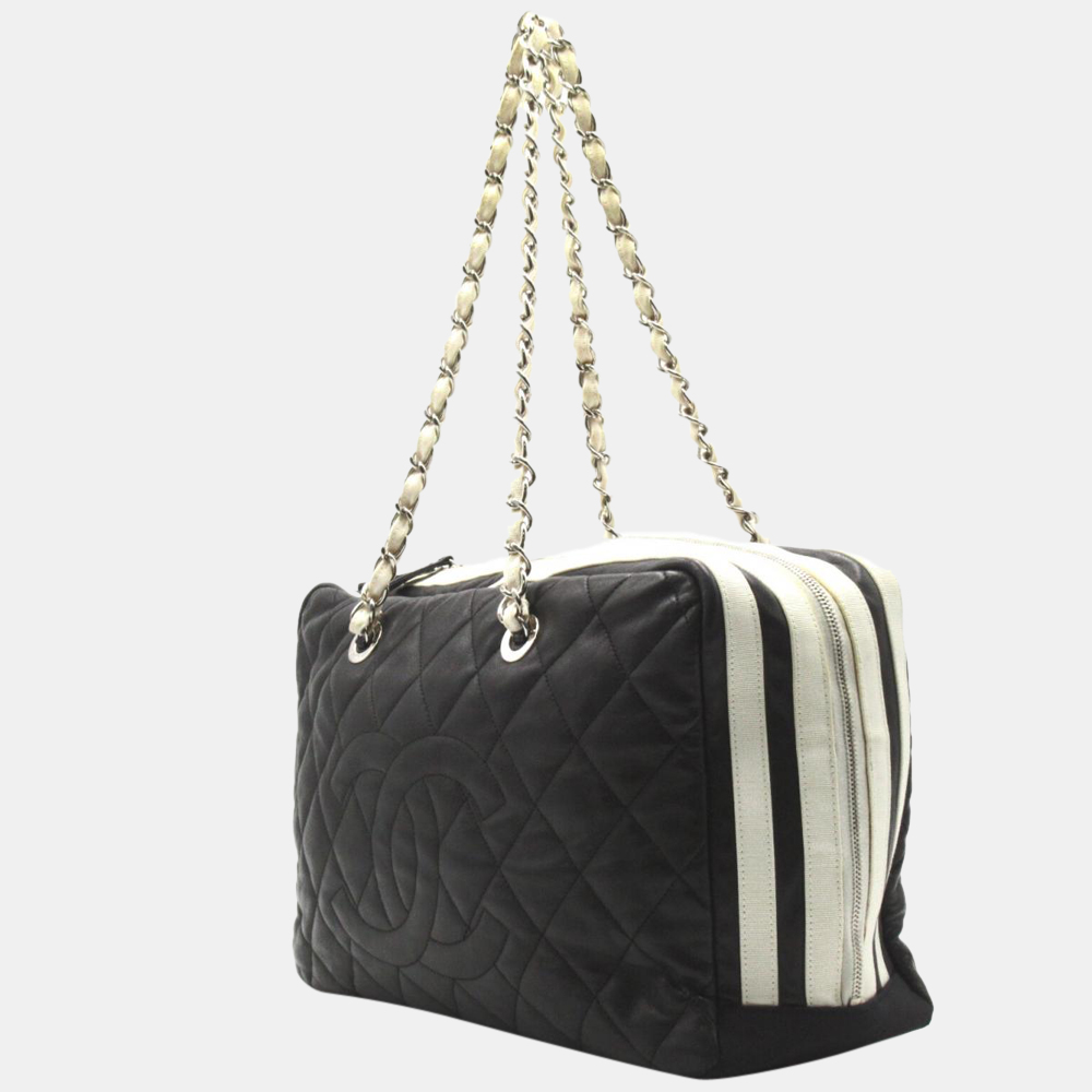 

Chanel Black Matelasse Chain Tote Bag