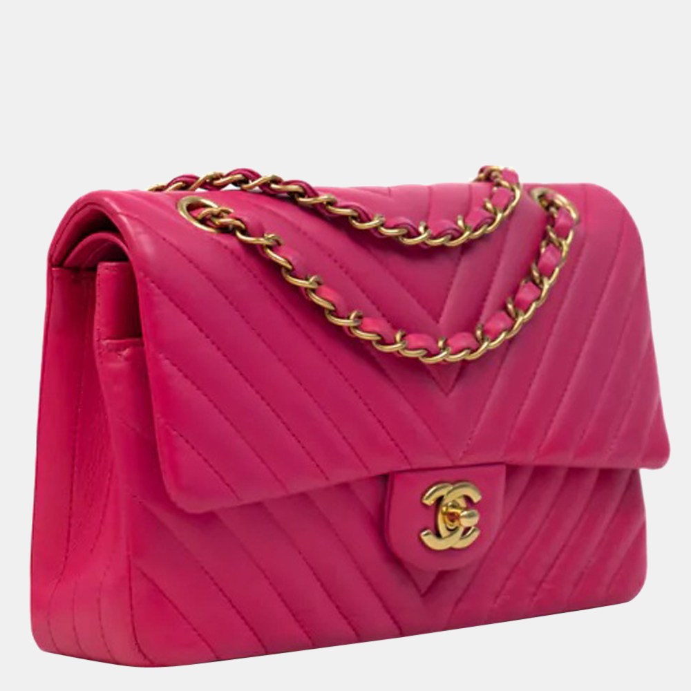 

Chanel Pink Leather Timeless Chevron Medium Double Flap Shoulder Bag