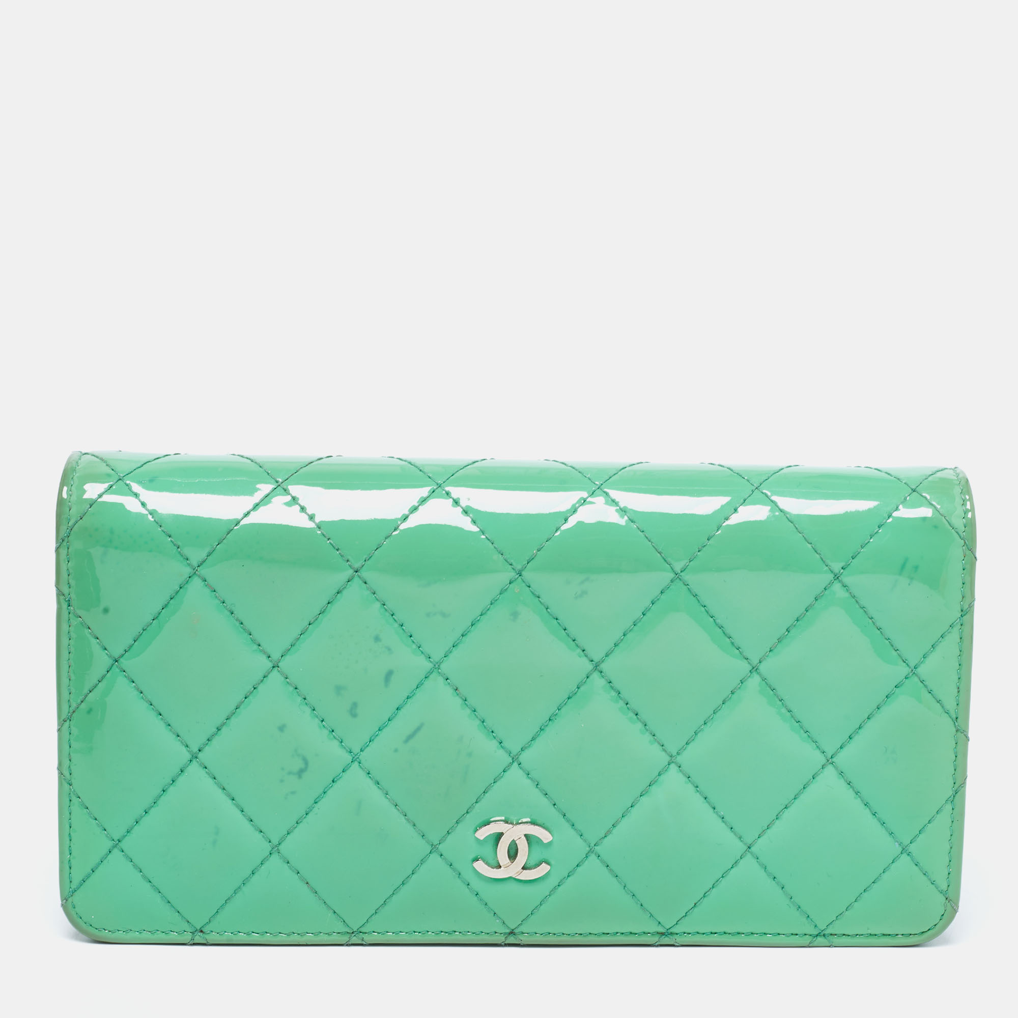 Pre Owned Chanel Green Patent Leather Interlocking CC Continental Wallet