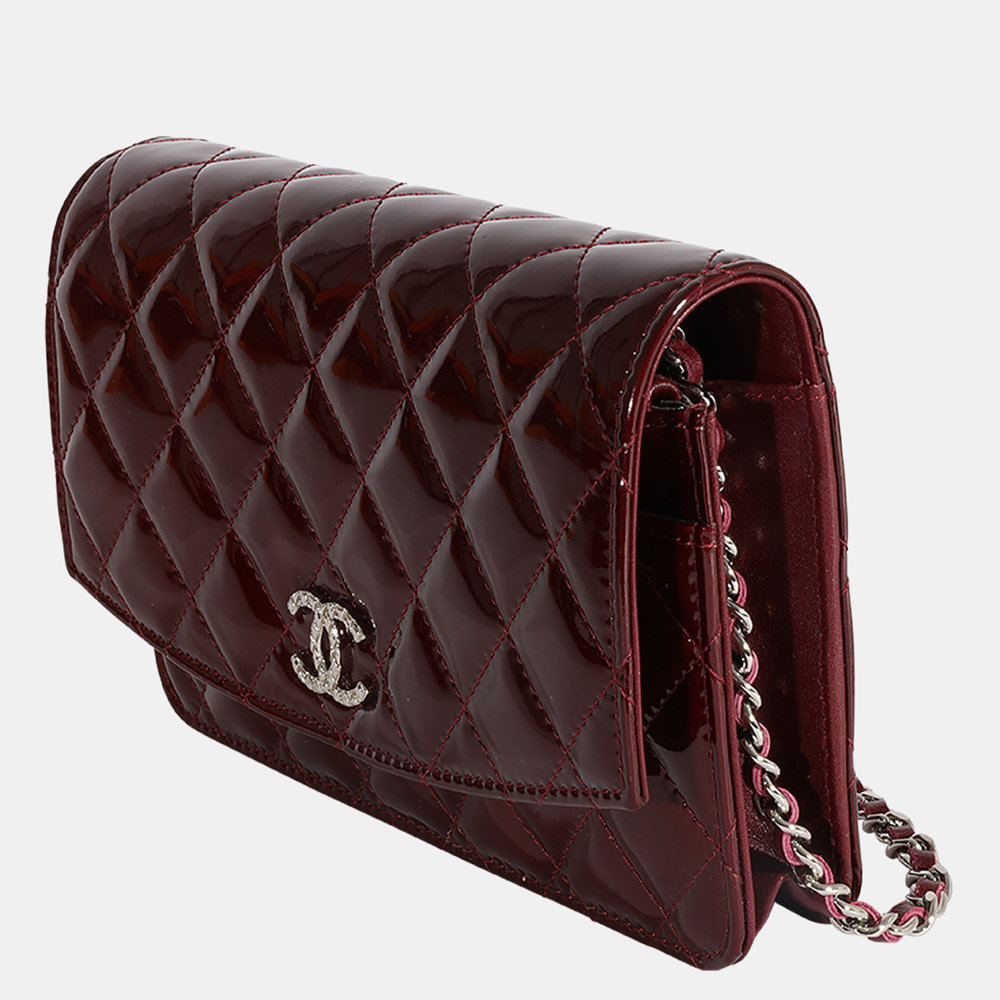 

Chanel Burgundy Quilted Patent Leather Brilliant Wallet On Chain