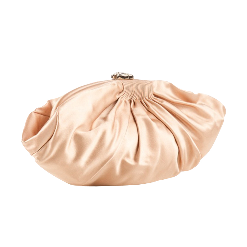 

Chanel Beige Satin Clutch