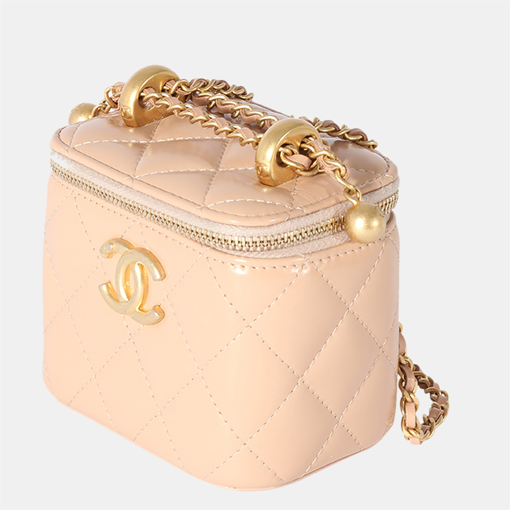 

Chanel Pink Quilted Lambskin Leather Pearl Crush 2021 Mini Vanity Case Bag