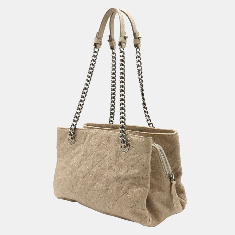 

Chanel Beige Quilted Leather CC Chain Tote Bag
