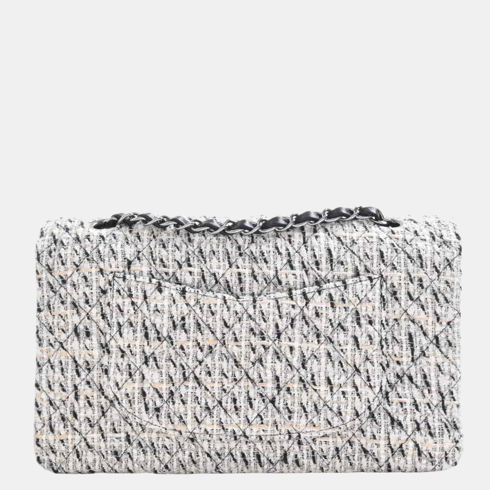 

Chanel White/Black Tweed Flap Bag
