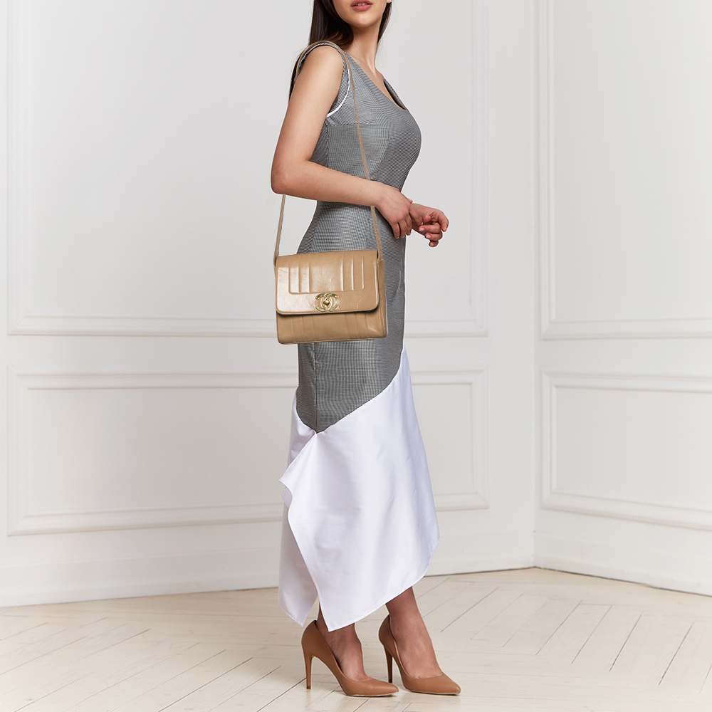 

Chanel Beige Leather Vintage Flap Bag