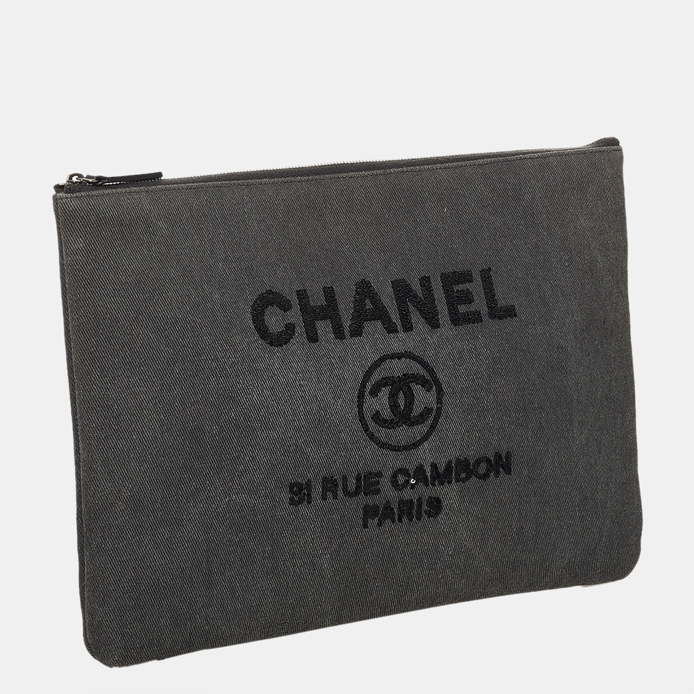 

Chanel Grey Deauville O Case