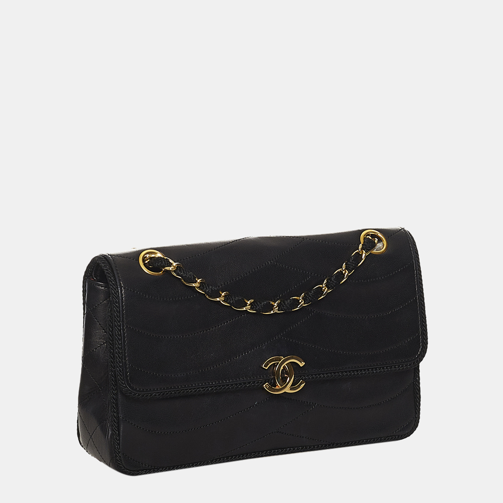

Chanel Black Matelasse Lambskin Leather Flap Bag