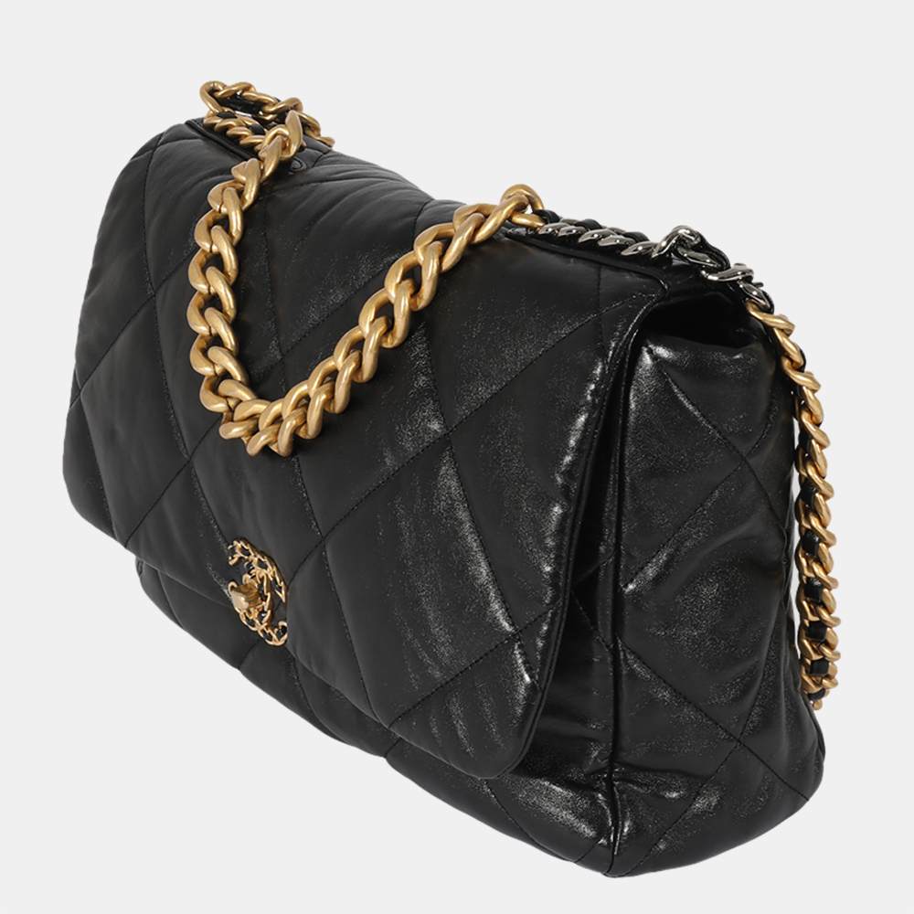 

Chanel Black Quilted Lambskin Leather Maxi Chanel 19 Bag