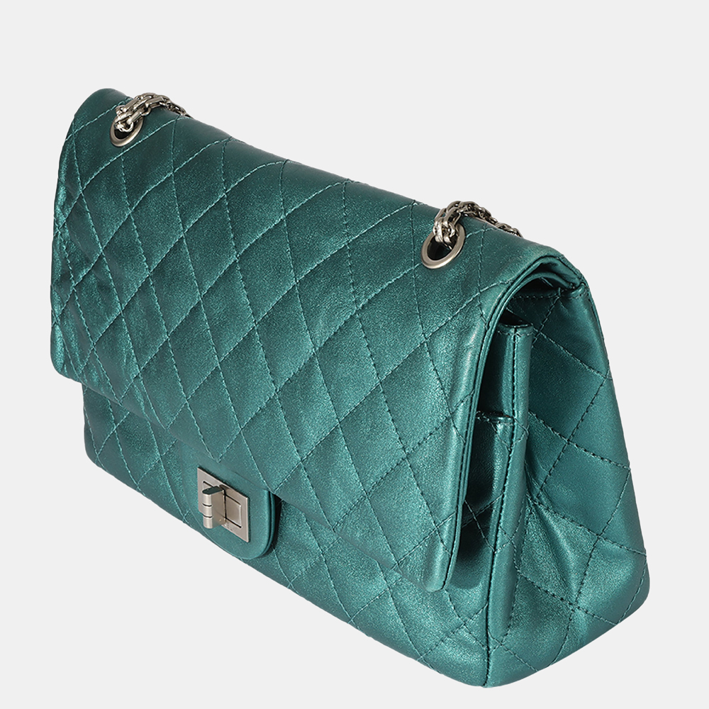 

Chanel Green Metallic Leather 2.55 227 Reissue Flap Bag